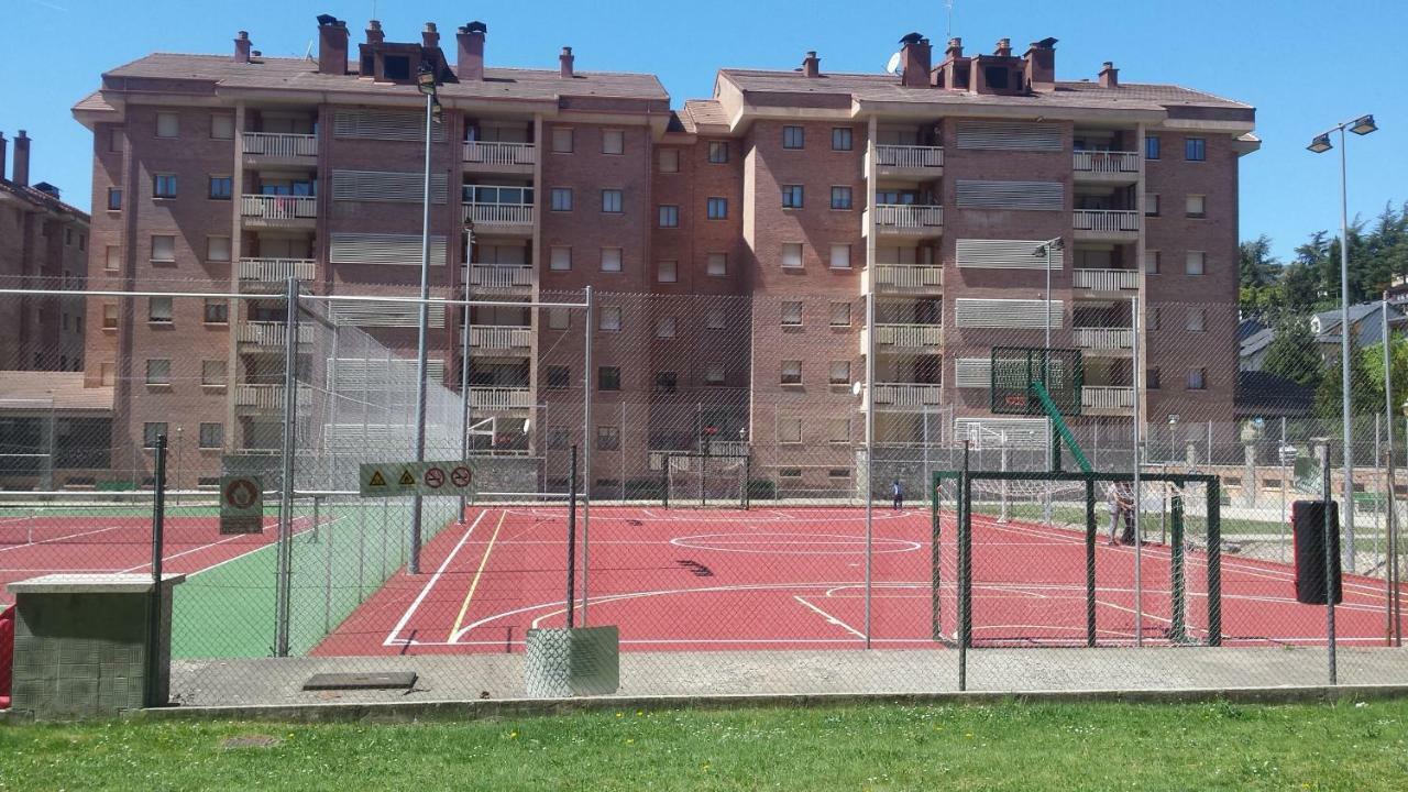 Los Sauces II Jaca Dış mekan fotoğraf